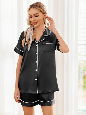 Ekouaer Satin PJ Button Up Short Set Size XL 2 piece Set GUC